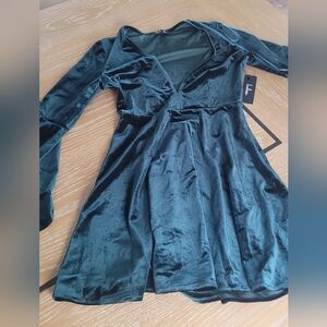 Lulu's Elegant Deep Green Velvet Top